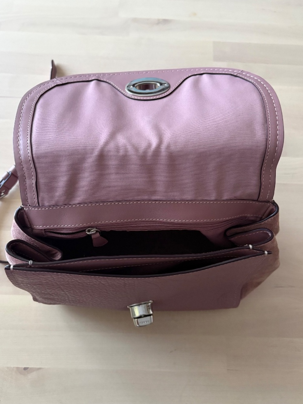 Coach Carrie Convertible Shoulder Bag-Lilac/ Blossom Pebbled Leather - Picture 6 of 8